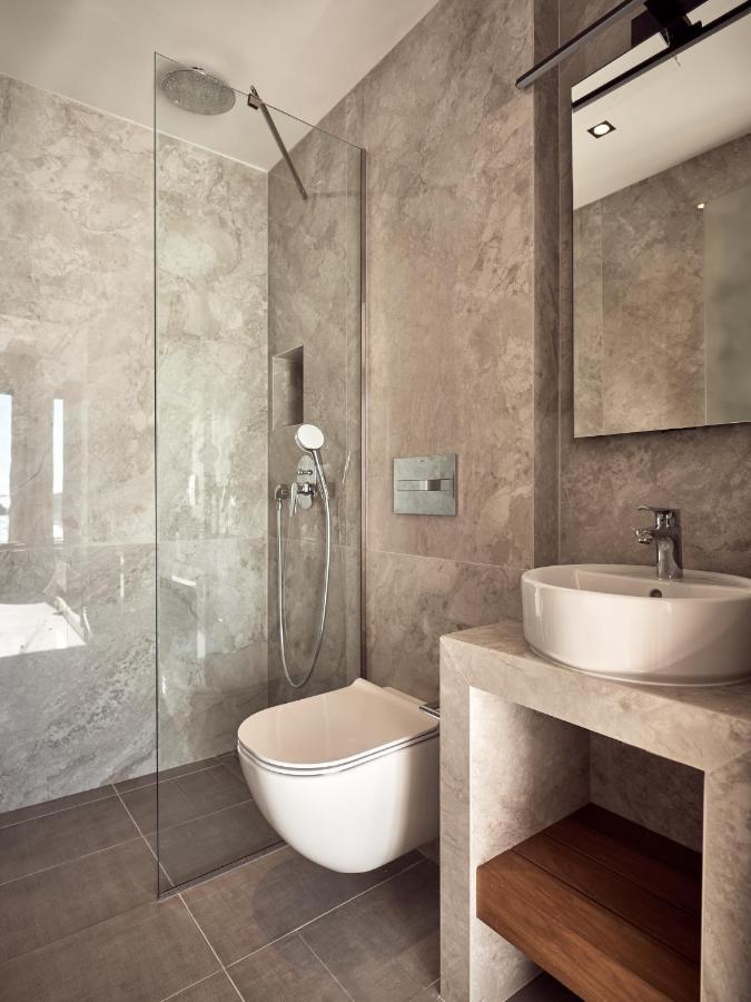 Uparati Villa - Hilltop Sea View Retreat تسيليفي المظهر الخارجي الصورة